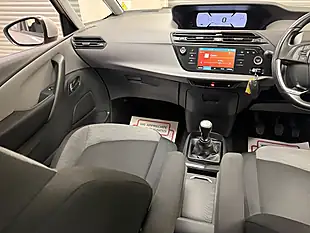 Used 2016 Citroen Grand C4 Picasso Touch Edition Beige - Interior and Exterior details 13