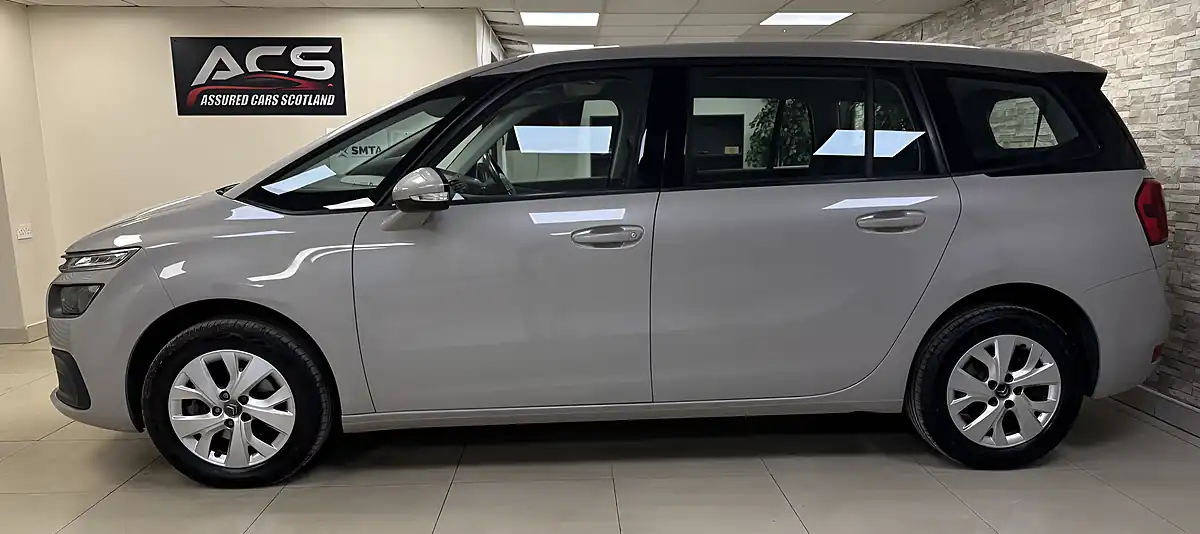 Used 2016 Citroen Grand C4 Picasso Touch Edition Beige - Interior and Exterior details 7