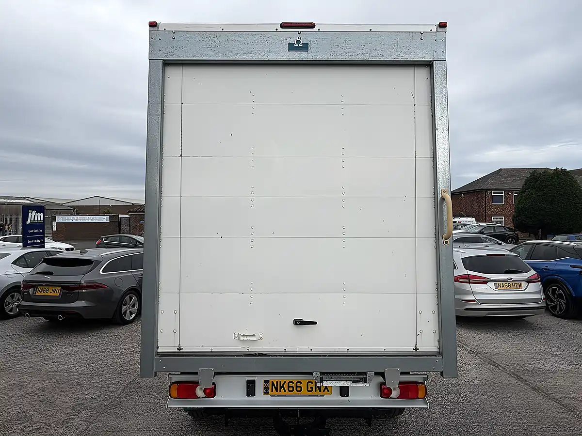 Used 2016 Citroen Relay 35 Heavy L3 Box Body White - Interior and Exterior details 9