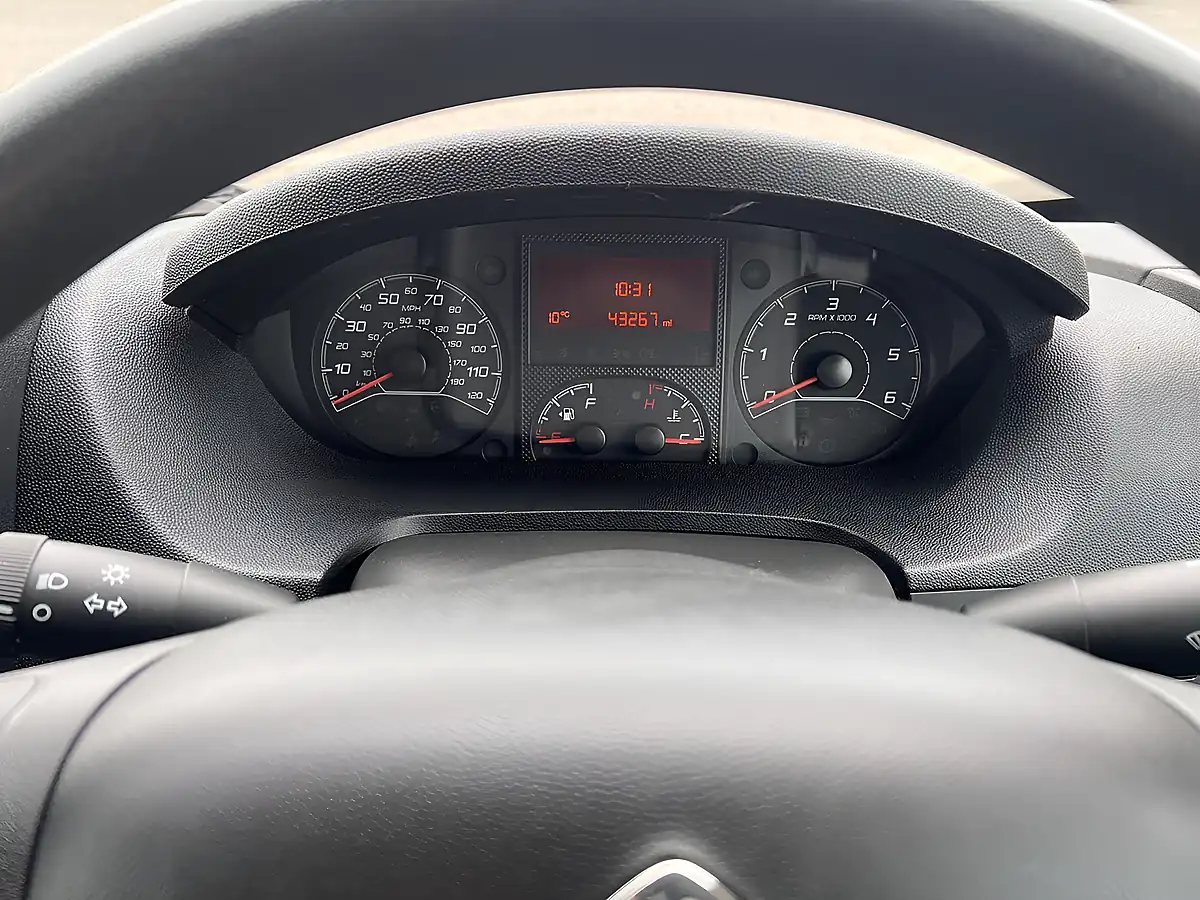 Used 2016 Citroen Relay 35 L3 White - Interior and Exterior details 11