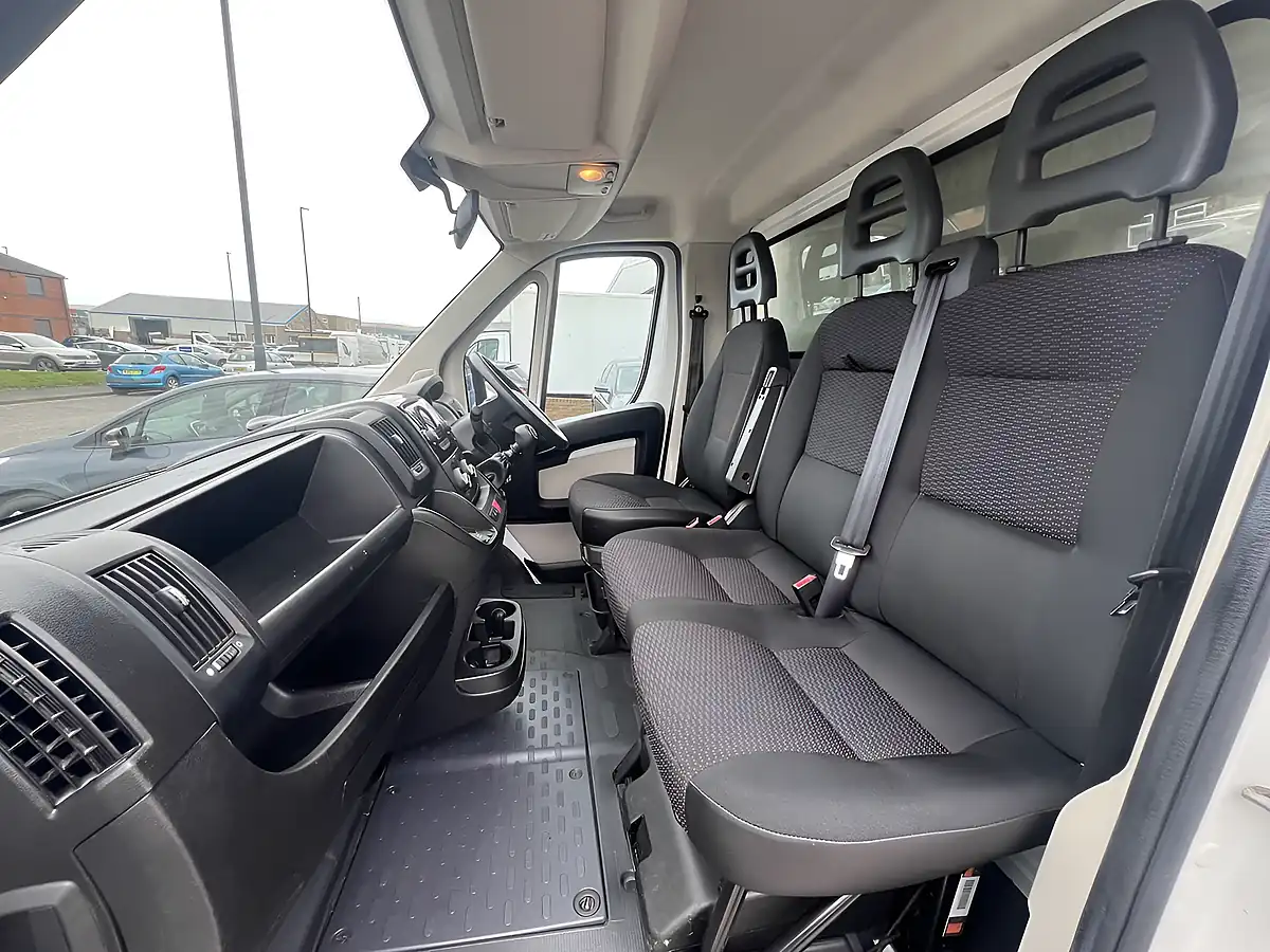 Used 2016 Citroen Relay 35 L3 White - Interior and Exterior details 3