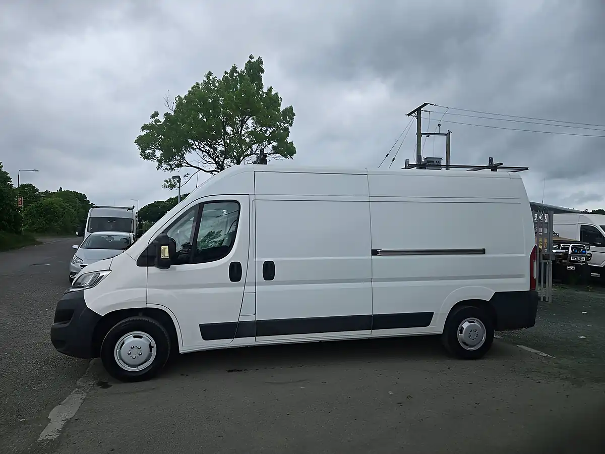 Used 2016 Citroen Relay 35 L3H2 Lwb White - Interior and Exterior details 5