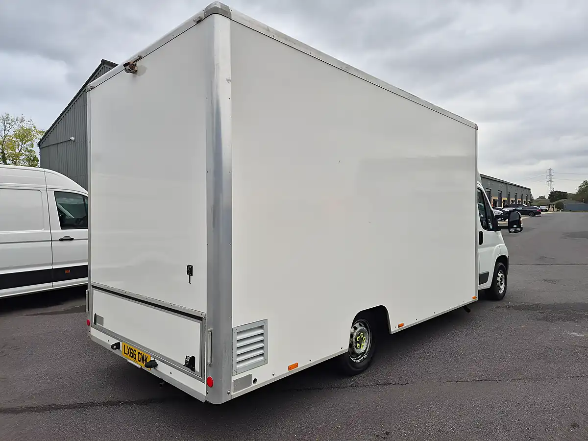 Used 2016 Citroen Relay 4.5m Mobile Exhibition Unit White - Interior and Exterior details 10