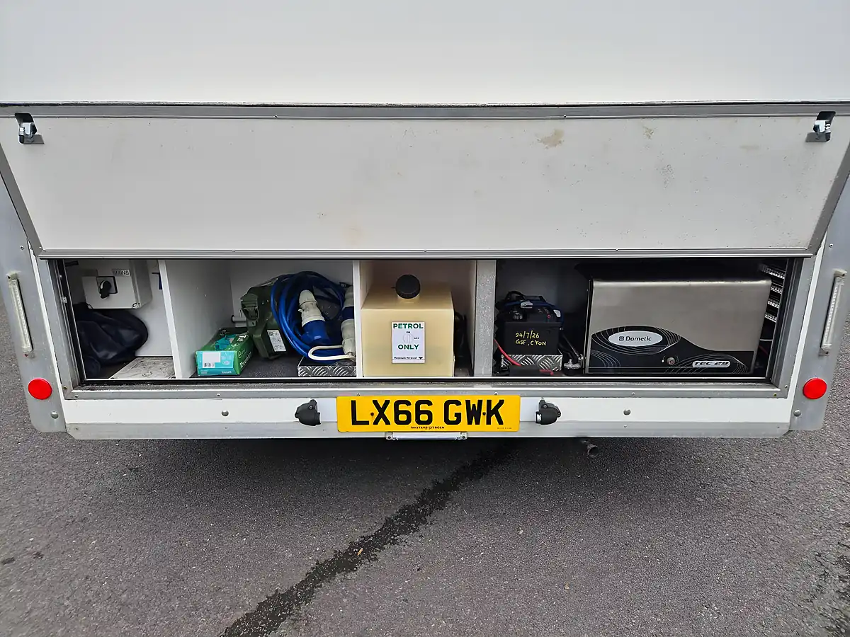 Used 2016 Citroen Relay 4.5m Mobile Exhibition Unit White - Interior and Exterior details 11