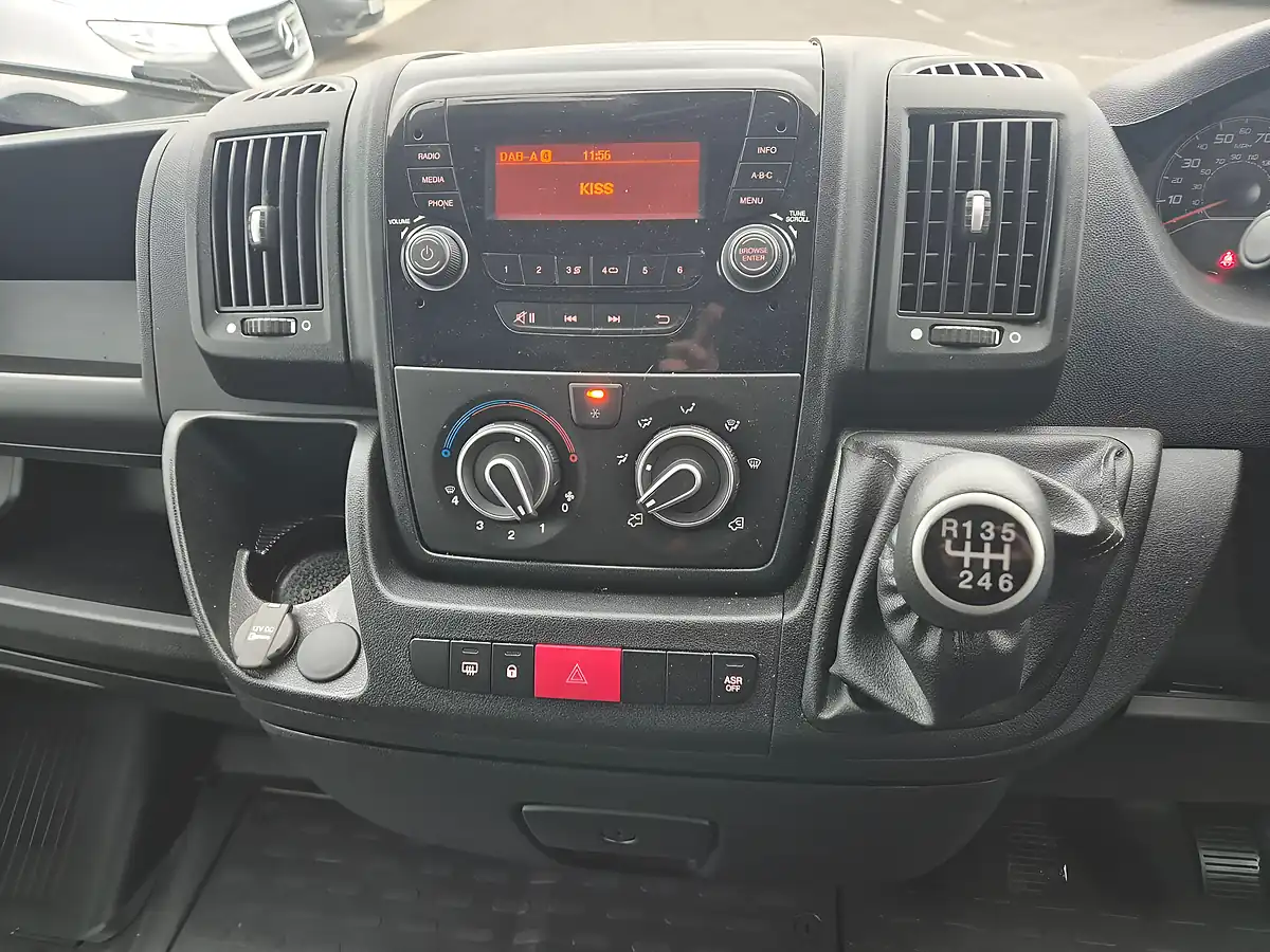 Used 2016 Citroen Relay 4.5m Mobile Exhibition Unit White - Interior and Exterior details 6