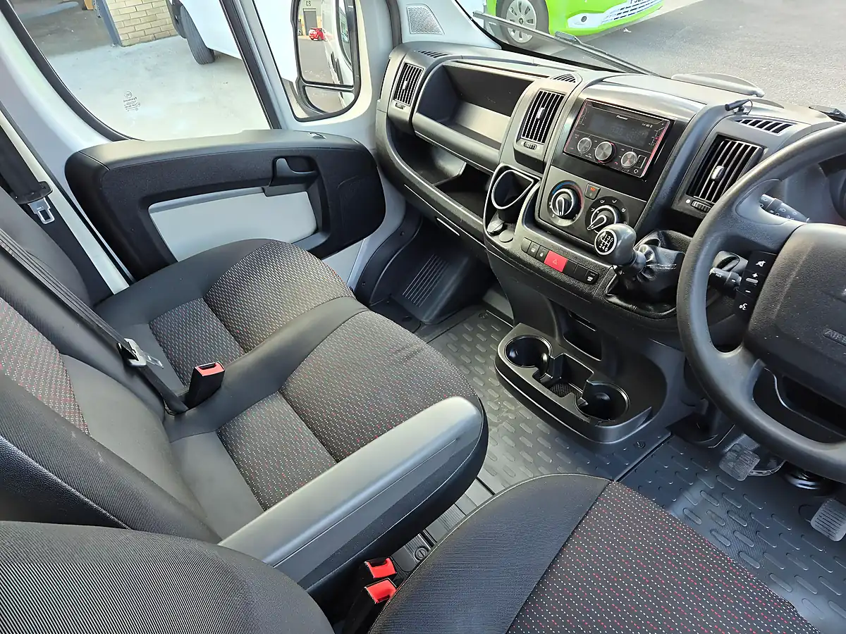 Used 2016 Citroen Relay Enterprise L4 High Roof Silver - Interior and Exterior details 8