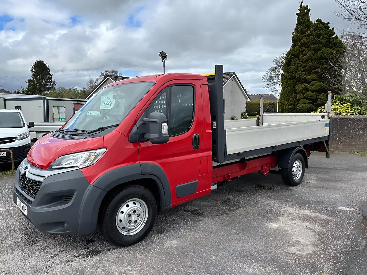 Used 2016 Citroen Relay Enterprise Red - Interior and Exterior details 7
