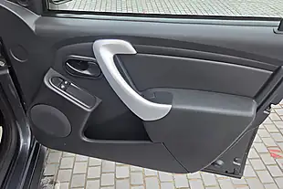 Used 2016 Dacia Duster Ambiance Grey - Interior and Exterior details 10