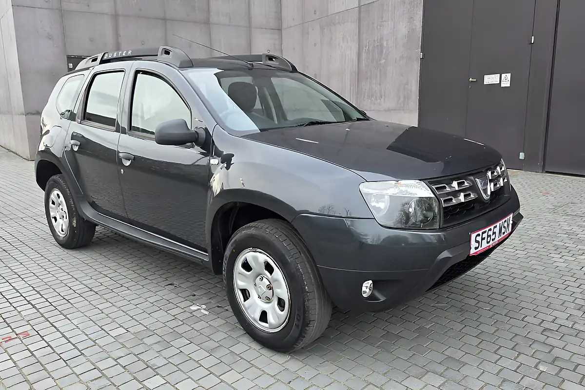 Used 2016 Dacia Duster Ambiance Grey - Interior and Exterior details 3