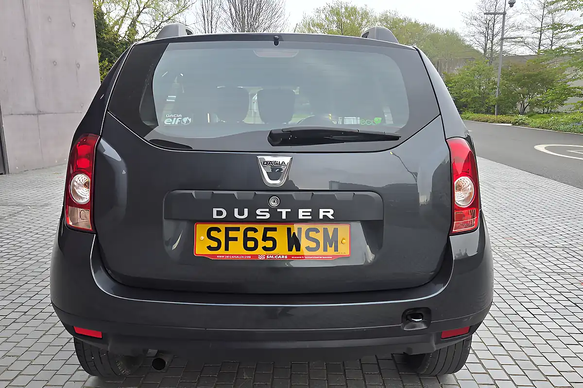 Used 2016 Dacia Duster Ambiance Grey - Interior and Exterior details 5
