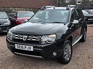 Used 2016 Dacia Duster Laureate Black - Interior and Exterior details 5