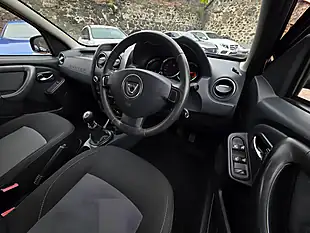 Used 2016 Dacia Duster Laureate Black - Interior and Exterior details 8
