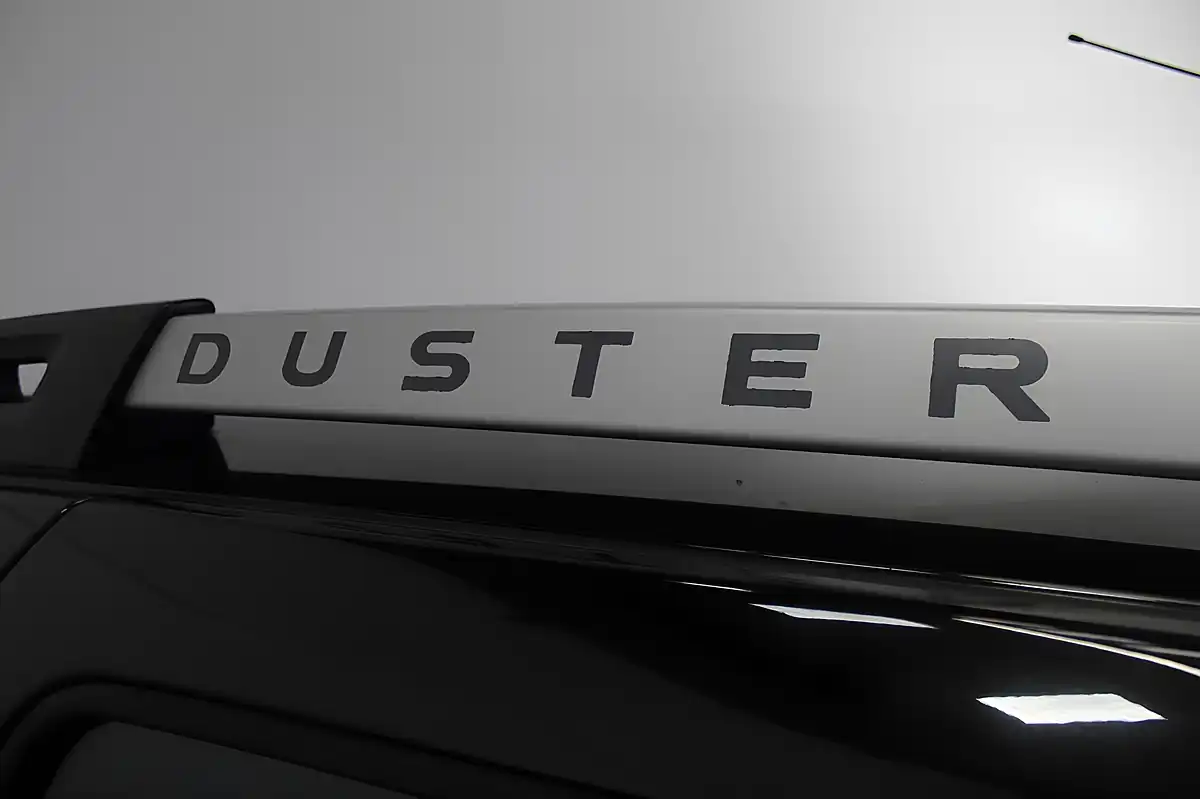 Used 2016 Dacia Duster Laureate Black - Interior and Exterior details 10