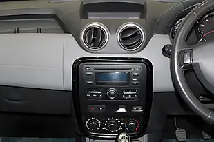 Used 2016 Dacia Duster Laureate Black - Interior and Exterior details 14