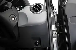 Used 2016 Dacia Duster Laureate Black - Interior and Exterior details 17