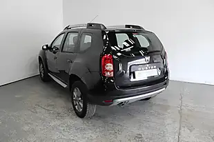Used 2016 Dacia Duster Laureate Black - Interior and Exterior details 5