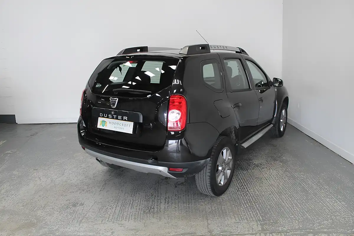 Used 2016 Dacia Duster Laureate Black - Interior and Exterior details 6