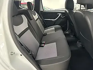Used 2016 Dacia Duster Laureate Glacier White - Interior and Exterior details 13