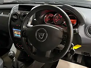 Used 2016 Dacia Duster Laureate Grey - Interior and Exterior details 10