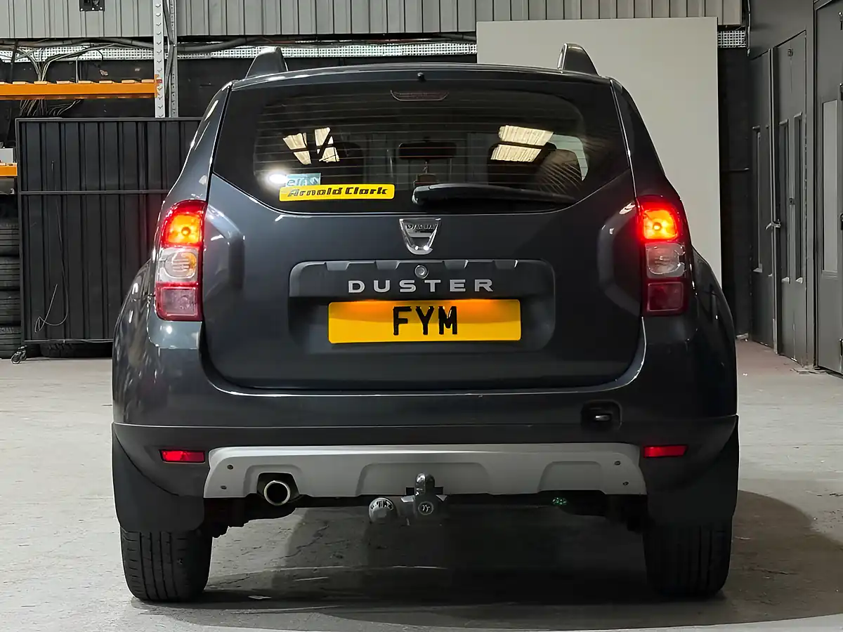 Used 2016 Dacia Duster Laureate Grey - Interior and Exterior details 8