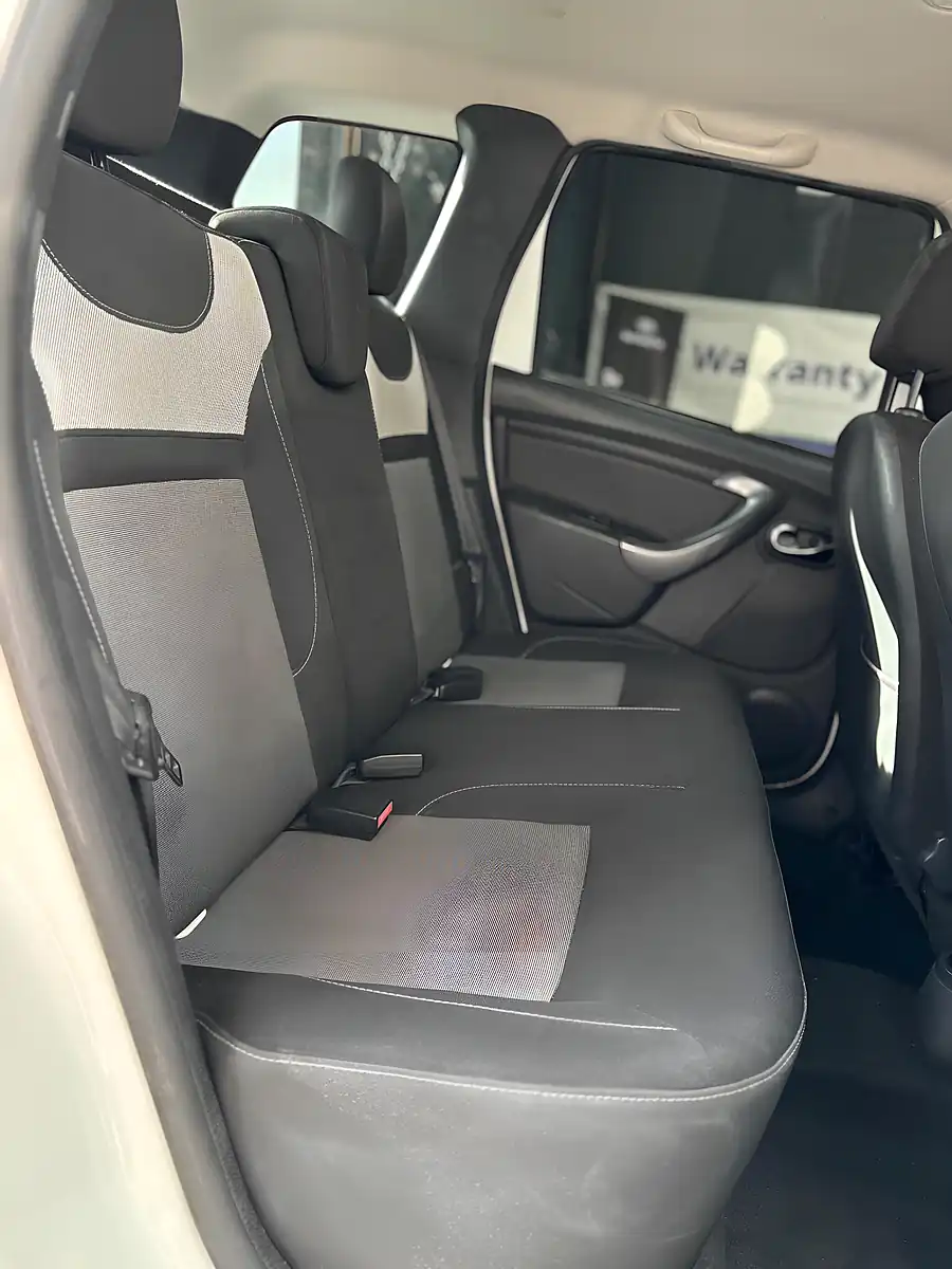Used 2016 Dacia Duster Laureate White - Interior and Exterior details 11