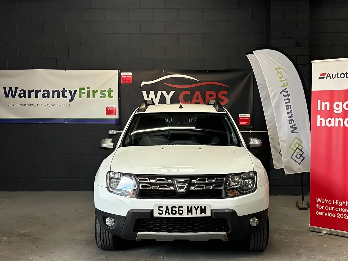 Used 2016 Dacia Duster Laureate White - Interior and Exterior details 2