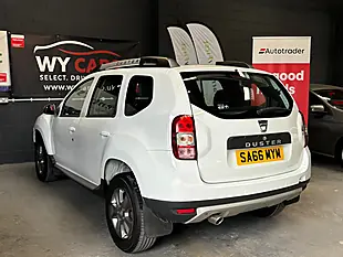 Used 2016 Dacia Duster Laureate White - Interior and Exterior details 5