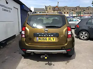 Used 2016 Dacia Duster Prestige Green - Interior and Exterior details 10