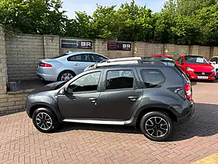 Used 2016 Dacia Duster Prestige Grey - Interior and Exterior details 6