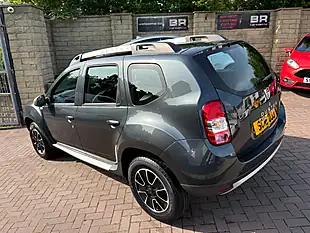 Used 2016 Dacia Duster Prestige Grey - Interior and Exterior details 7