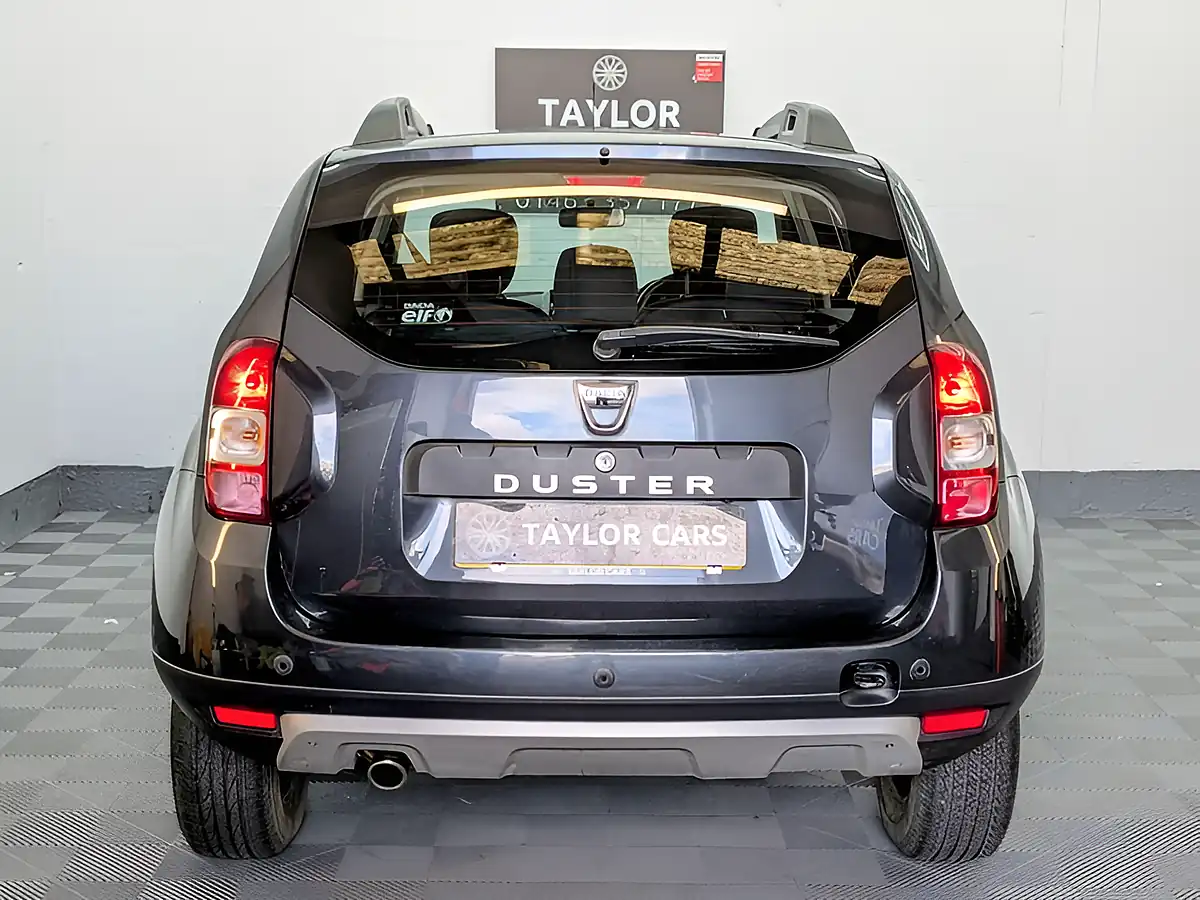 Used 2016 Dacia Duster Prestige Grey - Interior and Exterior details 6
