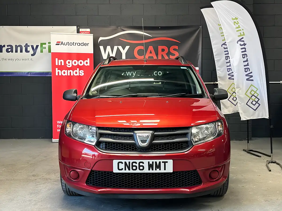 Used 2016 Dacia Logan Mcv Ambiance Red - Interior and Exterior details 2