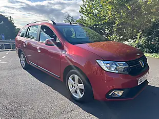 Used 2016 Dacia Logan Mcv Laureate Red - Interior and Exterior details 3