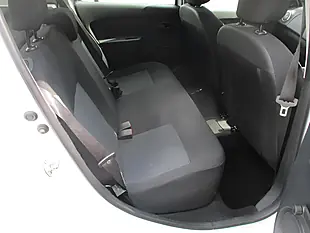 Used 2016 Dacia Sandero Ambiance Glacier White - Interior and Exterior details 12