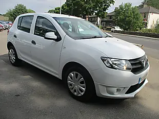 Used 2016 Dacia Sandero Ambiance Glacier White - Interior and Exterior details 3