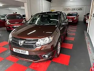 Used 2016 Dacia Sandero Ambiance Prime Brown - Interior and Exterior details 3