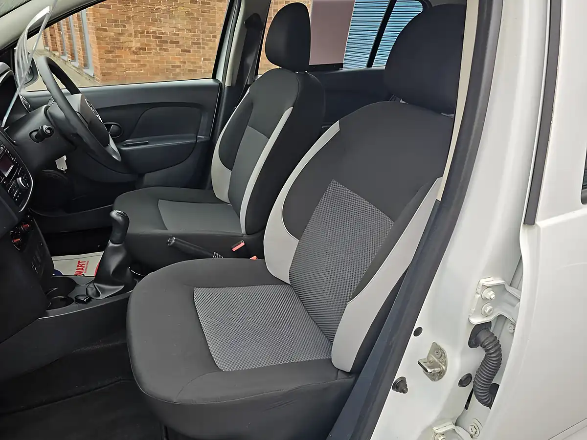 Used 2016 Dacia Sandero Ambiance White - Interior and Exterior details 15
