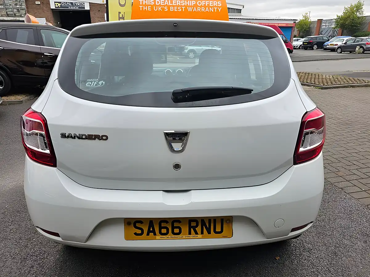 Used 2016 Dacia Sandero Ambiance White - Interior and Exterior details 16