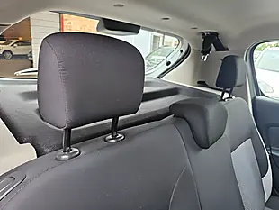 Used 2016 Dacia Sandero Ambiance White - Interior and Exterior details 7
