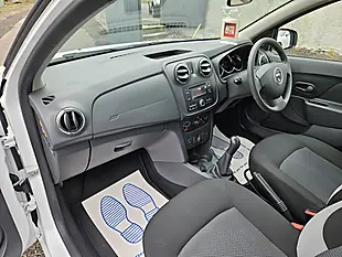 Used 2016 Dacia Sandero Ambiance White - Interior and Exterior details 10