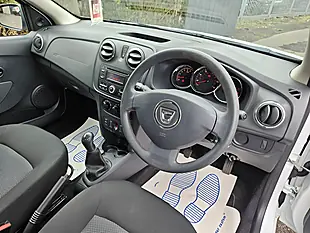 Used 2016 Dacia Sandero Ambiance White - Interior and Exterior details 14