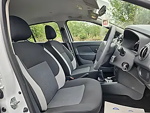 Used 2016 Dacia Sandero Ambiance White - Interior and Exterior details 15