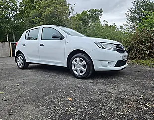 Used 2016 Dacia Sandero Ambiance White - Interior and Exterior details 6
