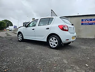 Used 2016 Dacia Sandero Ambiance White - Interior and Exterior details 9