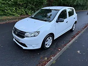 Used 2016 Dacia Sandero Ambiance White - Interior and Exterior details 7
