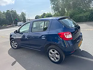 Used 2016 Dacia Sandero Laureate Prime Blue - Interior and Exterior details 2