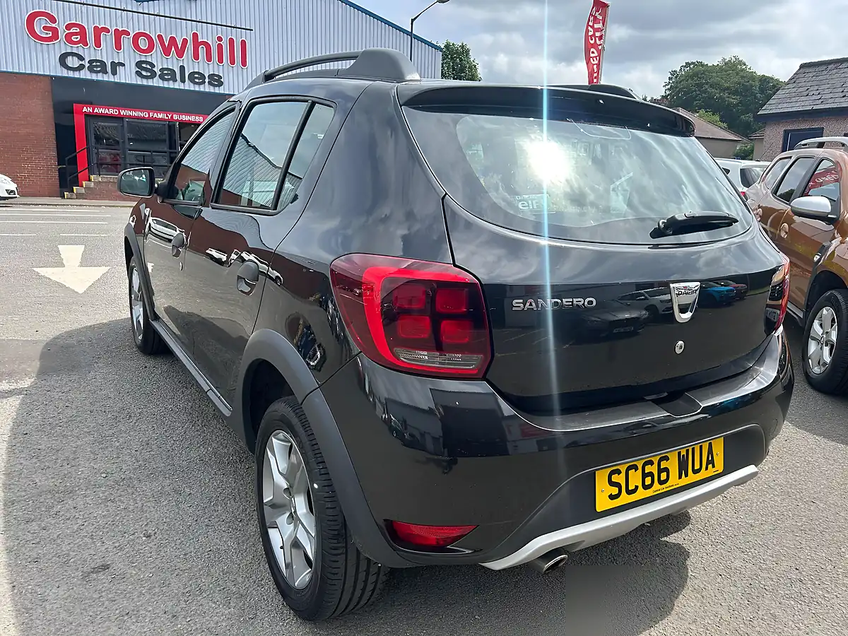 Used 2016 Dacia Sandero Stepway Ambiance Black - Interior and Exterior details 10