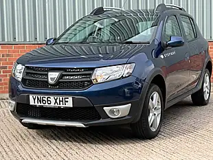 Used 2016 Dacia Sandero Stepway Ambiance Blue - Interior and Exterior details 4