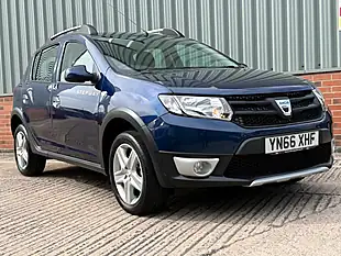 Used 2016 Dacia Sandero Stepway Ambiance Blue - Interior and Exterior details 6