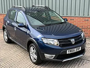 Used 2016 Dacia Sandero Stepway Ambiance Blue - Interior and Exterior details 7